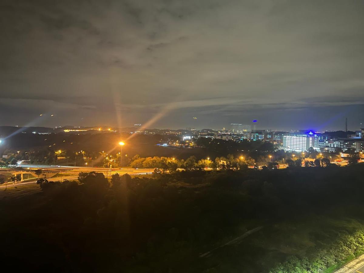Mucihome Clio 3R2B, Putrajaya Condo Near To Ioi City Mall, Alamanda, Hospital Serdang, Wetland Studio Kru Dll- Non Smoking Home For Malaysian Only Exteriér fotografie
