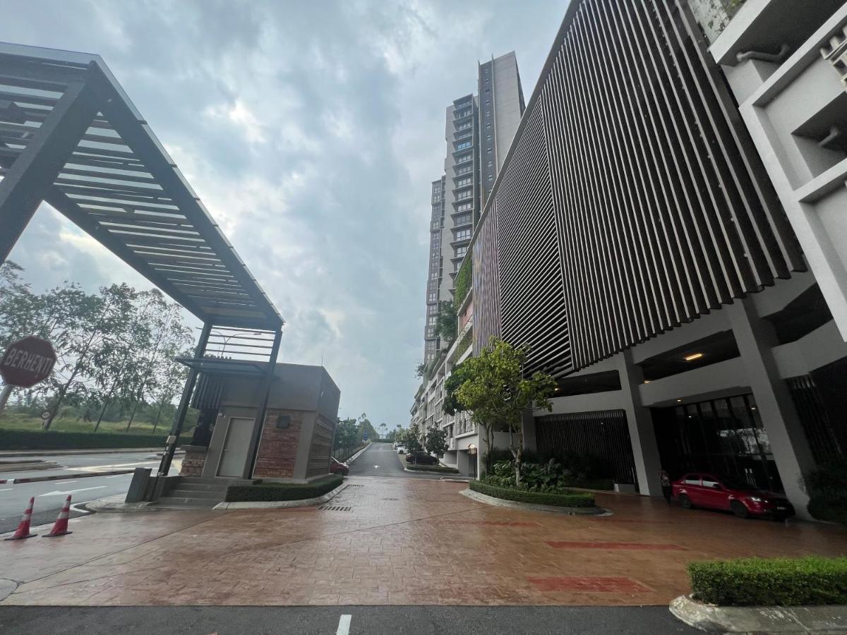 Mucihome Clio 3R2B, Putrajaya Condo Near To Ioi City Mall, Alamanda, Hospital Serdang, Wetland Studio Kru Dll- Non Smoking Home For Malaysian Only Exteriér fotografie